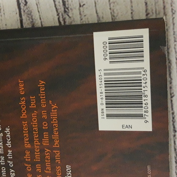 Lord Of The Rings Official Movie Guide Paperback Book - Picture 4 of 9